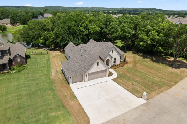 6-print-606 S Tall Chief Ave - Skiatook, OK-aerial 6-print-606 S Tall Chief Ave - Skiatook, OK-aerial